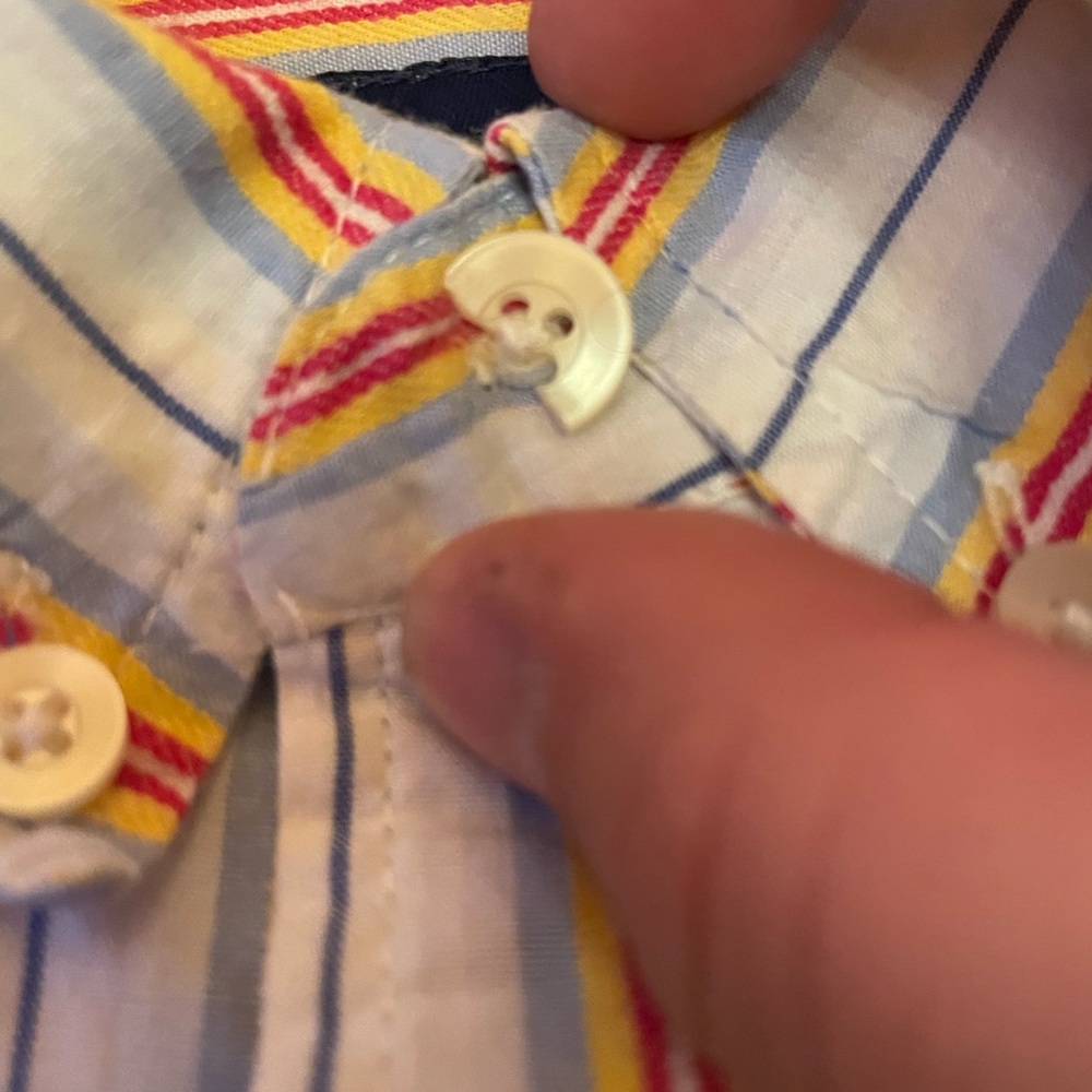 Button down - Picture 4 of 5